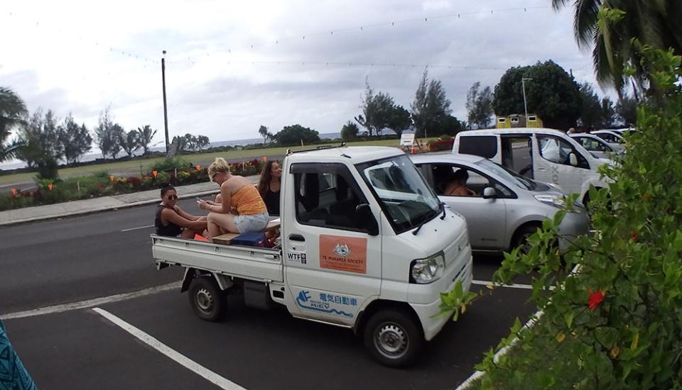 Image of Car rally raises advocacy for electric vehicles