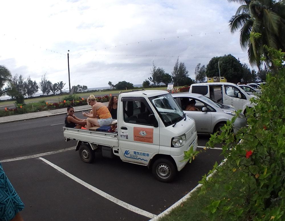 Image of Car rally raises advocacy for electric vehicles